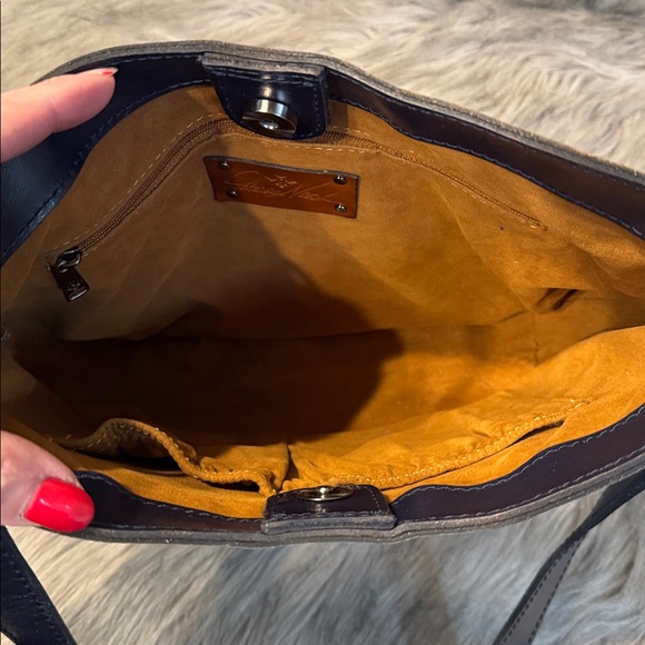 Patricia Nash Floral Patterned Leather Crossbody Bag - Picture 4 of 9